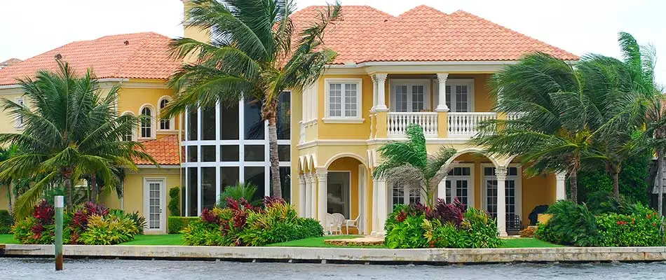 This beachfront home in Manalapan, FL benefits from increased curb appeal from our company's regular lawn maintenance services.