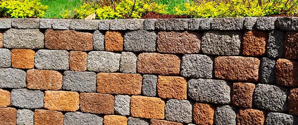 This retaining wall in Jupiter, FL is helping to prevent soil erosion.